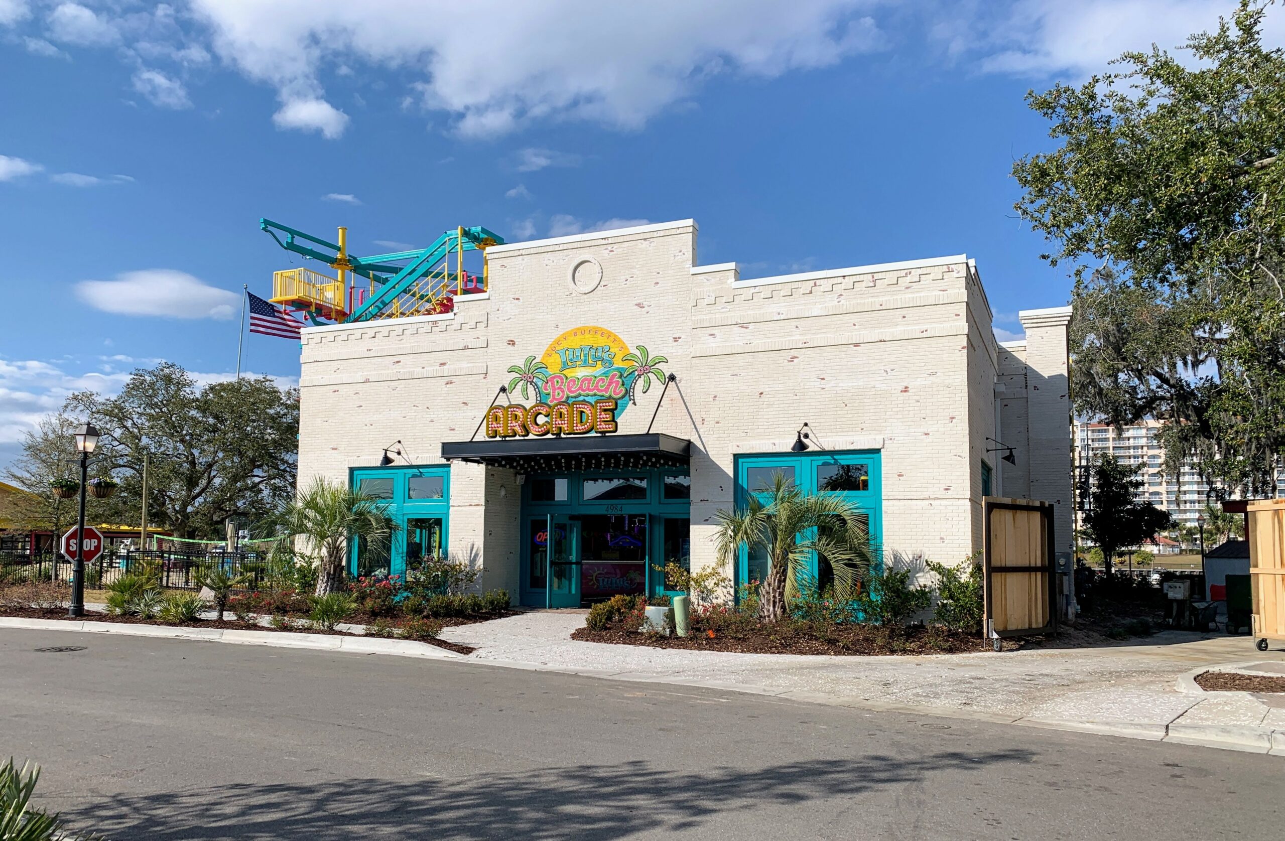 LuLu’s Beach Arcade and Ropes Course